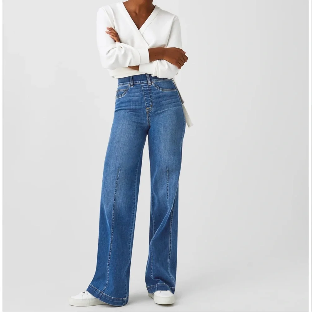 SPANX Seamed Front, Wide Leg Jeans, size Medium, Petite, NWT, VINTAGE INDIGO